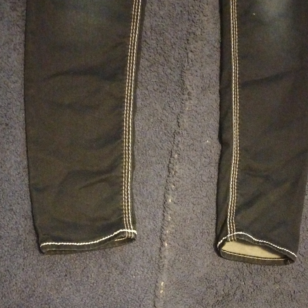 Hydraulic Women's Black Skinny Jeans with Contrast Stitching - Picture 7 of 11
